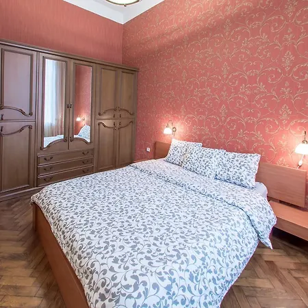 Апартаменти Near Deribasovskaya